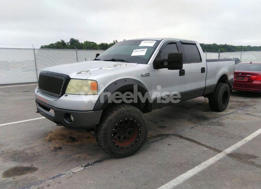 Photo 2 of 2006 Ford F-150 XLT/LARIAT/FX4 (VIN 1FTPW14VX6FB64354)