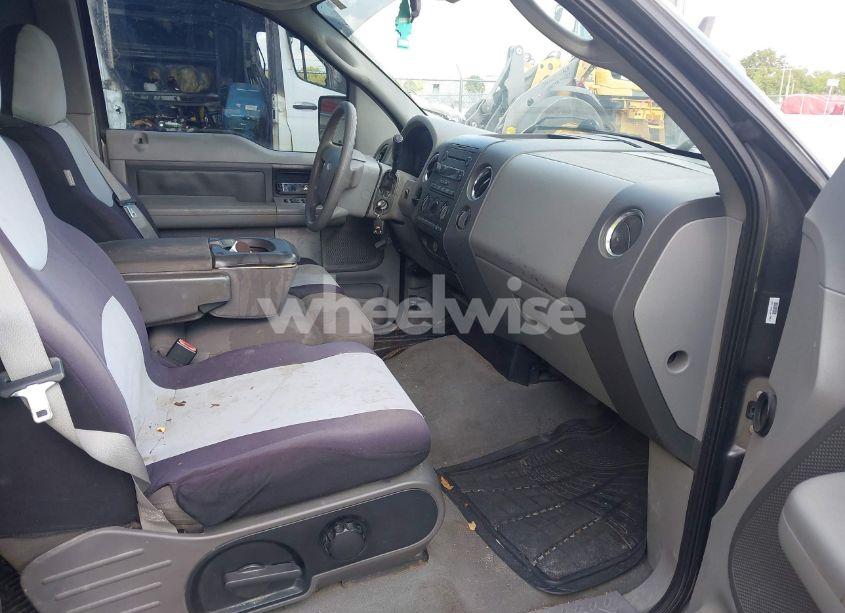 Photo 5 of 2004 Ford F-150 LARIAT/XL/XLT (VIN 1FTPX12504FA23905)