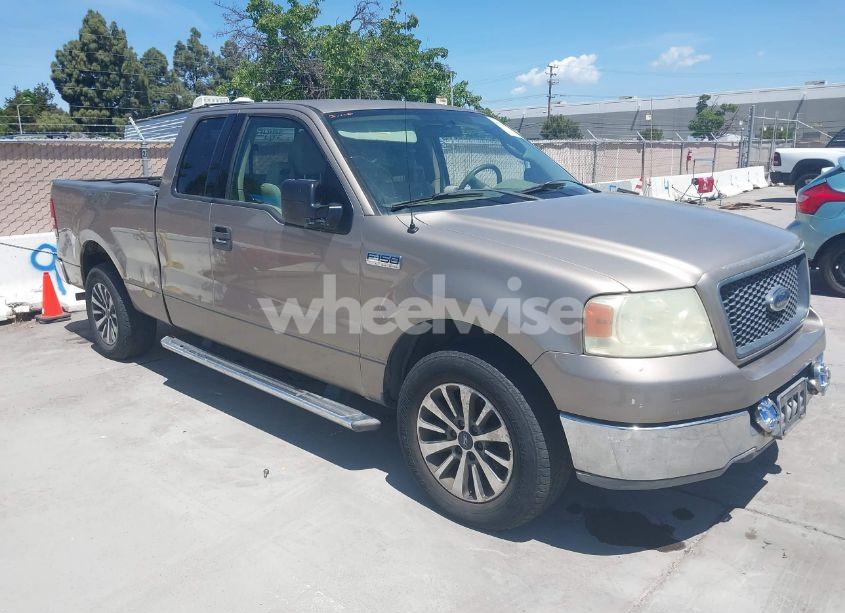 2004 Ford F-150 LARIAT/XL/XLT (VIN 1FTPX12504NA86539) main photo