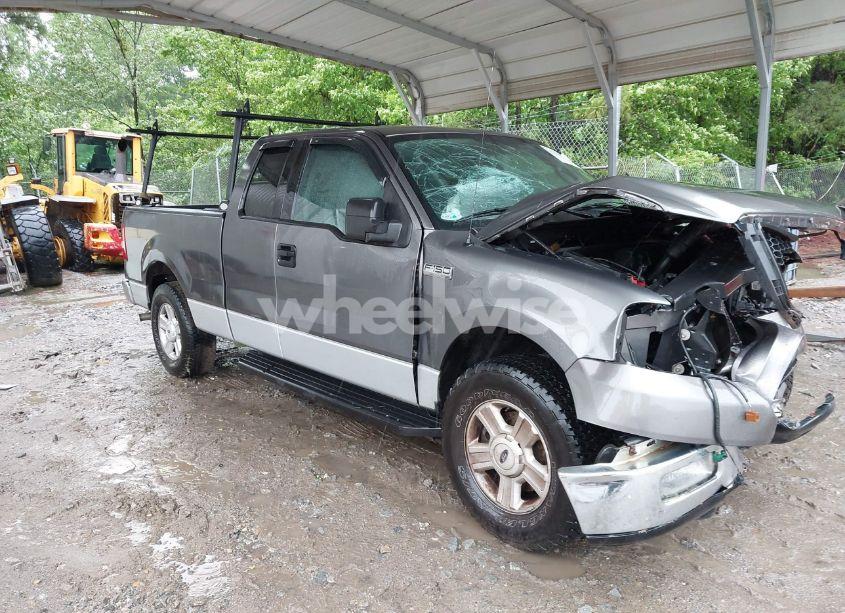 2004 Ford F-150 LARIAT/XL/XLT (VIN 1FTPX12504NC57418) main photo