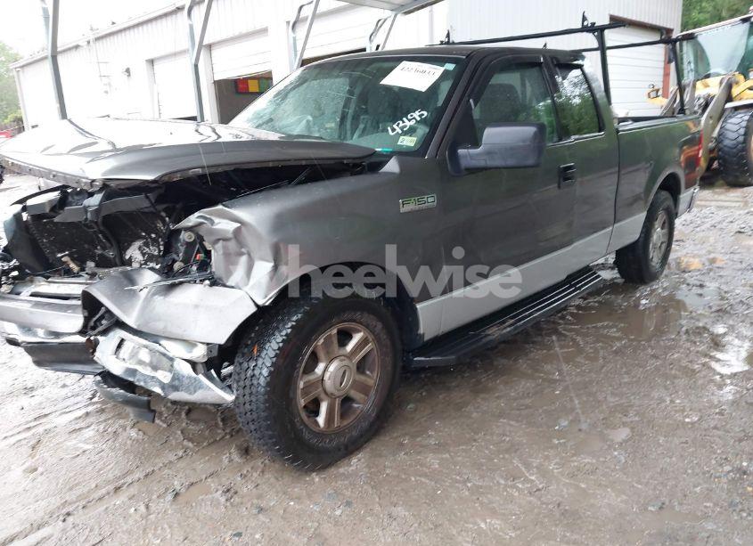 Photo 2 of 2004 Ford F-150 LARIAT/XL/XLT (VIN 1FTPX12504NC57418)