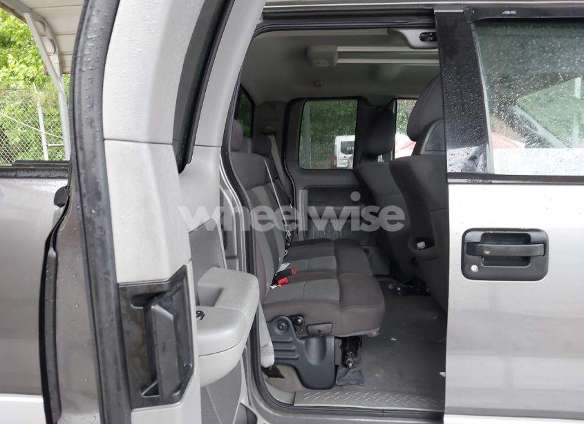 Photo 8 of 2004 Ford F-150 LARIAT/XL/XLT (VIN 1FTPX12504NC57418)