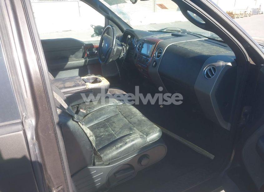 Photo 5 of 2005 Ford F-150 LARIAT/XL/XLT (VIN 1FTPX12515NB53165)