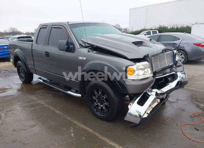 2004 Ford F-150 LARIAT/XL/XLT (VIN 1FTPX12534NA49484) main photo