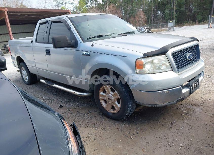 2004 Ford F-150 LARIAT/XL/XLT (VIN 1FTPX12544NC57387) main photo