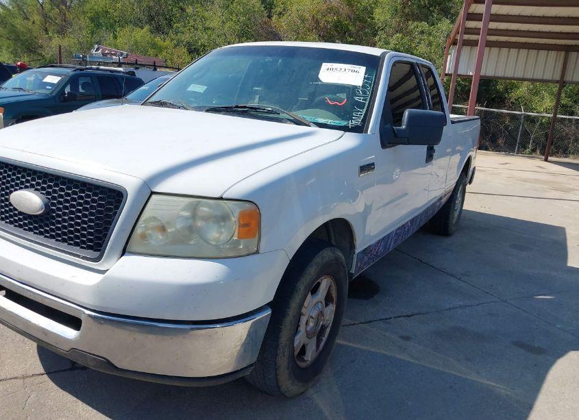 Photo 2 of 2006 Ford F-150 LARIAT/XL/XLT (VIN 1FTPX12546NA13547)