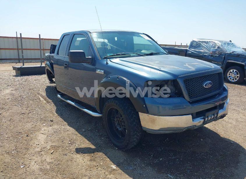 2004 Ford F-150 LARIAT/XL/XLT (VIN 1FTPX12574FA36683) main photo