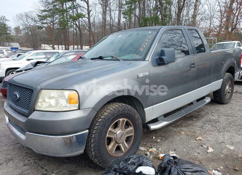 Photo 2 of 2005 Ford F-150 LARIAT/XL/XLT (VIN 1FTPX12575NA22872)