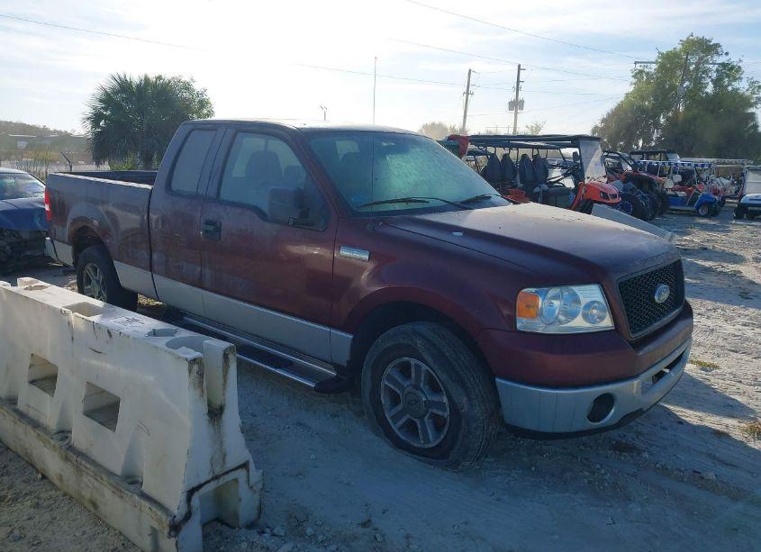 2006 Ford F-150 LARIAT/XL/XLT (VIN 1FTPX12576FB23566) main photo