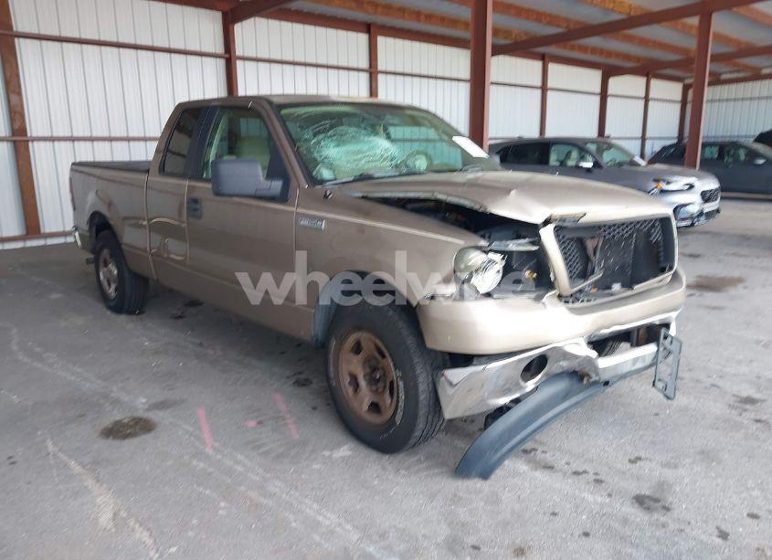 2006 Ford F-150 LARIAT/XL/XLT (VIN 1FTPX12576KB94547) main photo