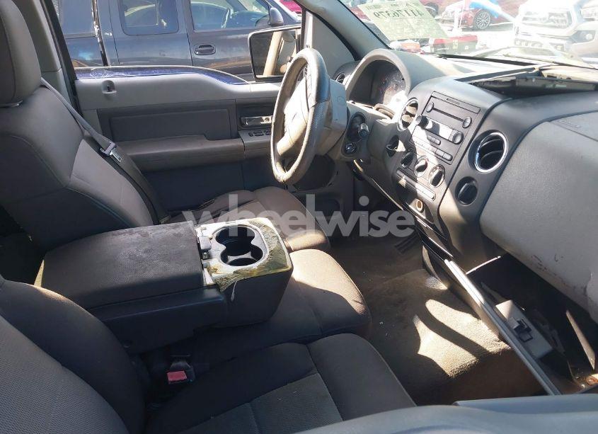 Photo 5 of 2006 Ford F-150 LARIAT/XL/XLT (VIN 1FTPX12V06NB79290)