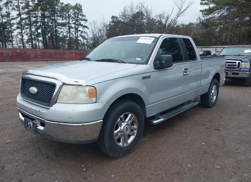 Photo 2 of 2006 Ford F-150 LARIAT/XL/XLT (VIN 1FTPX12V76NB30734)
