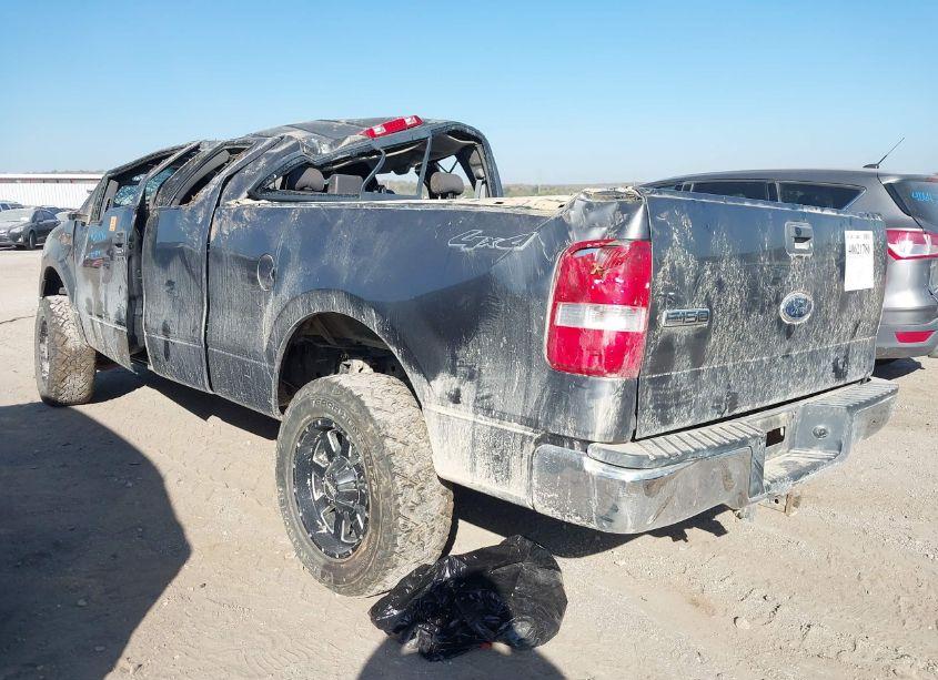 Photo 3 of 2004 Ford F-150 FX4/LARIAT/XL/XLT (VIN 1FTPX14504NC04425)