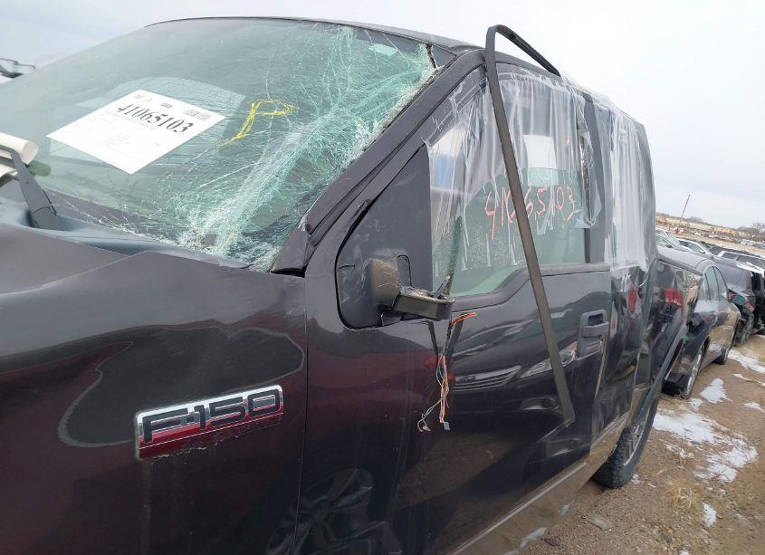 Photo 18 of 2005 Ford F-150 FX4/LARIAT/XL/XLT (VIN 1FTPX14505NB56071)