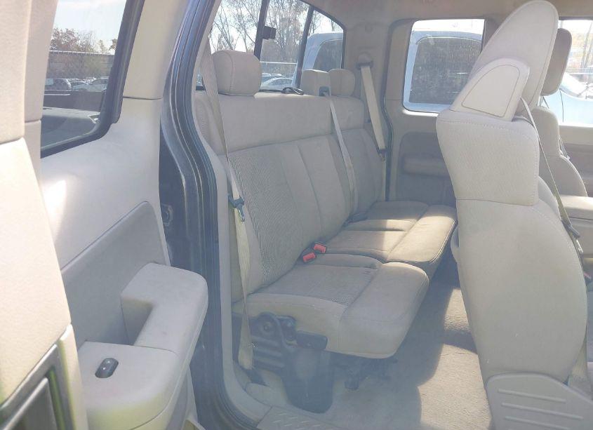 Photo 8 of 2006 Ford F-150 FX4/LARIAT/XL/XLT (VIN 1FTPX14506FB76820)