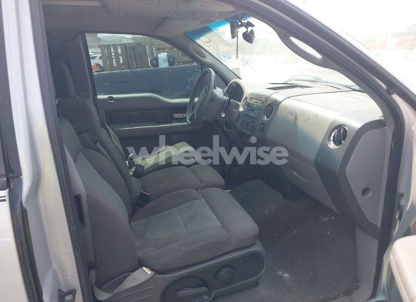 Photo 5 of 2004 Ford F-150 FX4/LARIAT/XL/XLT (VIN 1FTPX14514NC57196)