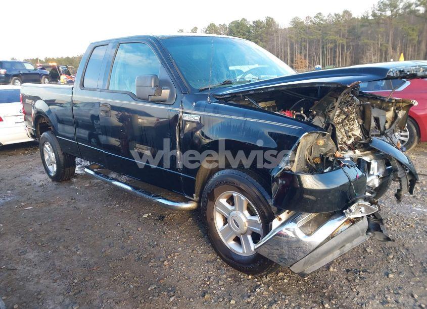 2004 Ford F-150 FX4/LARIAT/XL/XLT (VIN 1FTPX14524FA02454) main photo