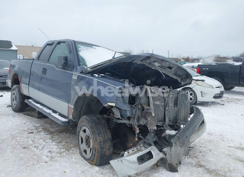 2005 Ford F-150 FX4/LARIAT/XL/XLT (VIN 1FTPX14525NB81344) main photo