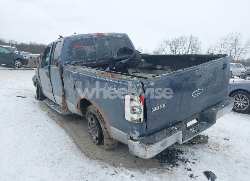 Photo 3 of 2005 Ford F-150 FX4/LARIAT/XL/XLT (VIN 1FTPX14525NB81344)