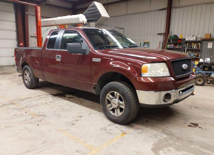 2006 Ford F-150 FX4/LARIAT/XL/XLT (VIN 1FTPX14536FA96590) main photo