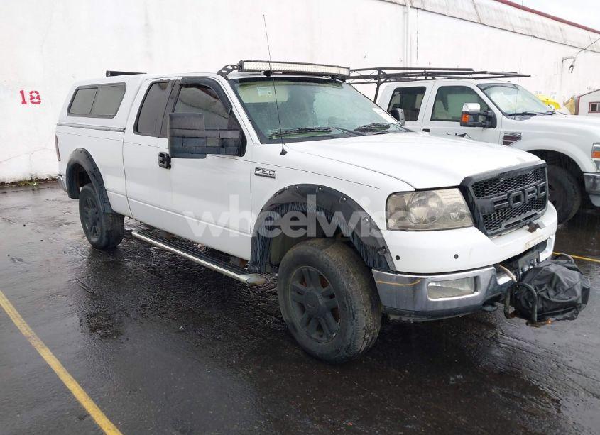 2004 Ford F-150 FX4/LARIAT/XL/XLT (VIN 1FTPX14544FA26190) main photo