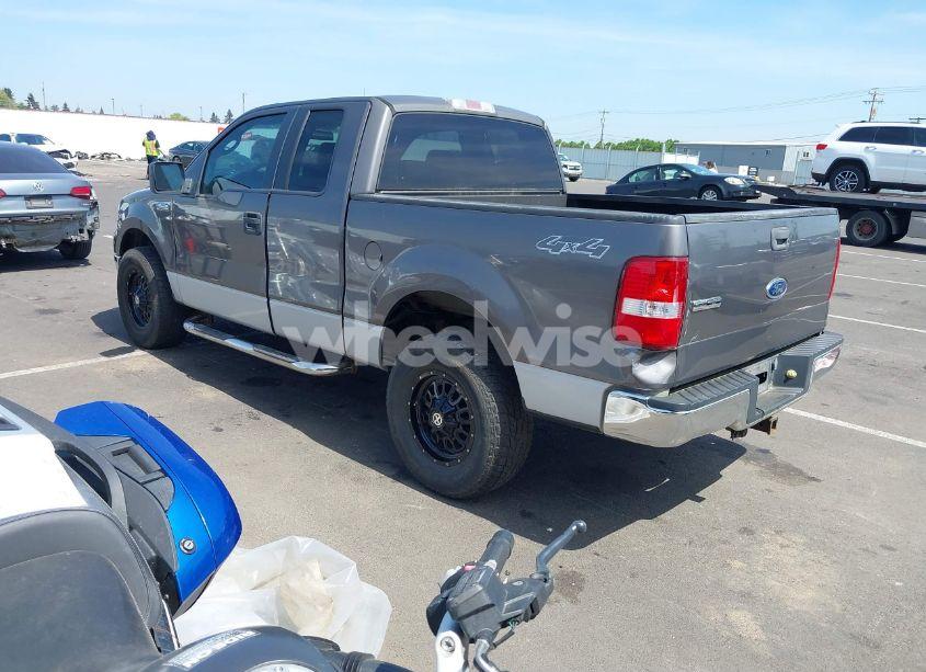 Photo 3 of 2005 Ford F150 N/A (VIN 1FTPX14545KC86498)