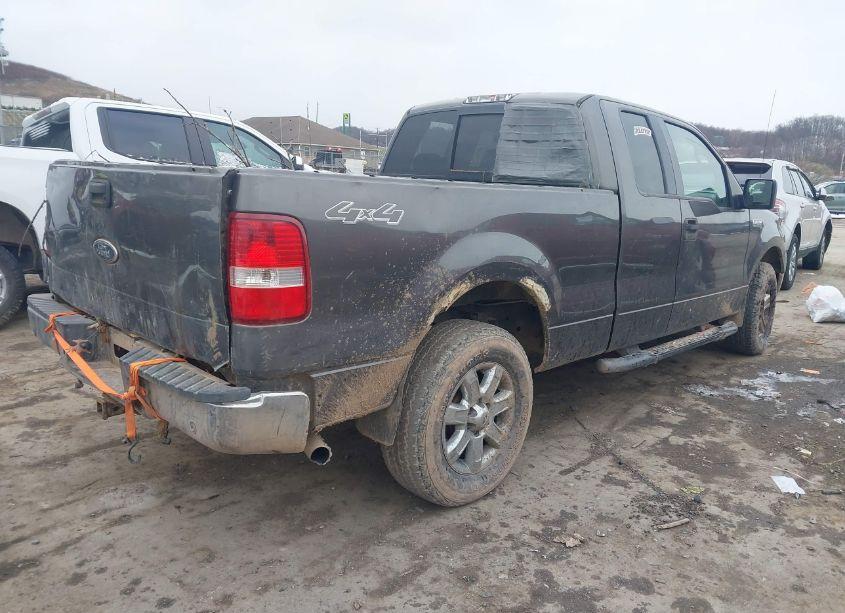 Photo 4 of 2004 Ford F-150 FX4/LARIAT/XL/XLT (VIN 1FTPX14554KD89587)