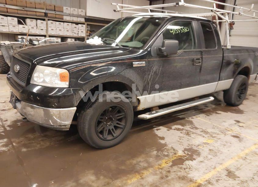 Photo 2 of 2005 Ford F-150 FX4/LARIAT/XL/XLT (VIN 1FTPX14555FA10372)