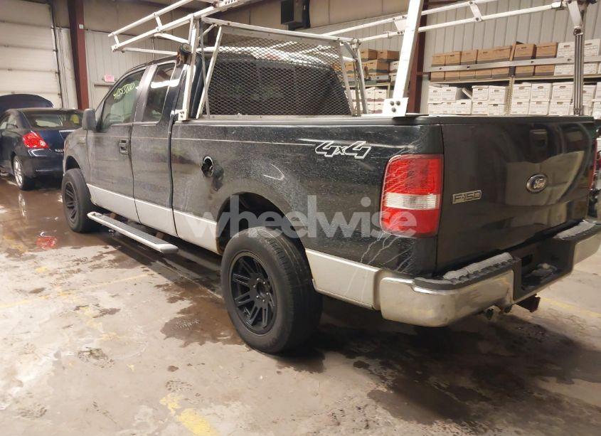 Photo 3 of 2005 Ford F-150 FX4/LARIAT/XL/XLT (VIN 1FTPX14555FA10372)