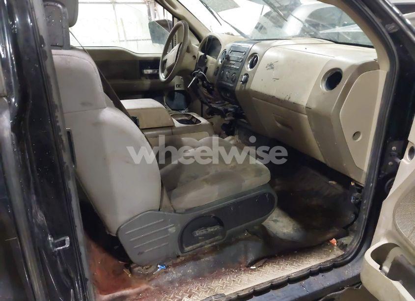 Photo 5 of 2004 Ford F-150 FX4/LARIAT/XL/XLT (VIN 1FTPX14564NA32014)