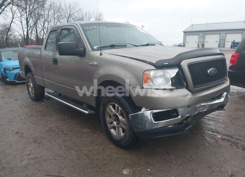 2004 Ford F-150 FX4/LARIAT/XL/XLT (VIN 1FTPX14574NA85627) main photo