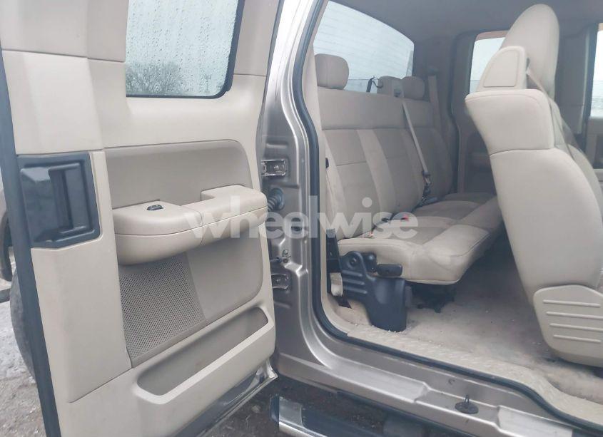 Photo 8 of 2004 Ford F-150 FX4/LARIAT/XL/XLT (VIN 1FTPX14574NA85627)