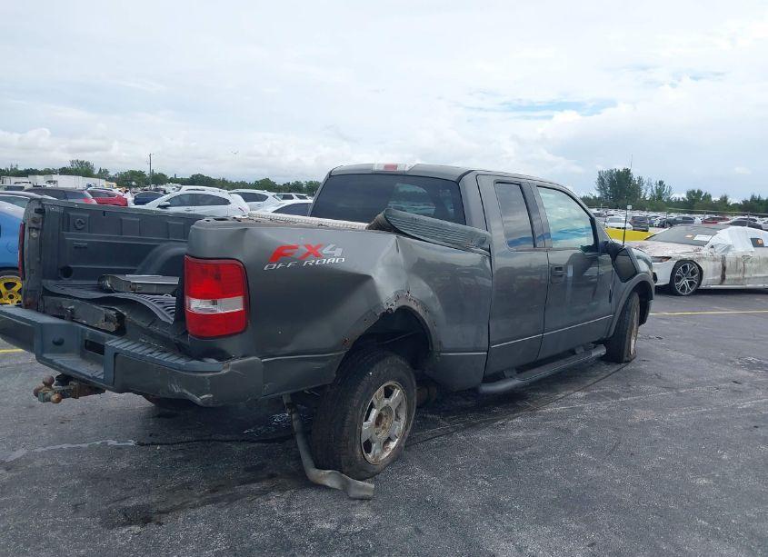 Photo 4 of 2004 Ford F-150 FX4/LARIAT/XL/XLT (VIN 1FTPX14574NC10853)
