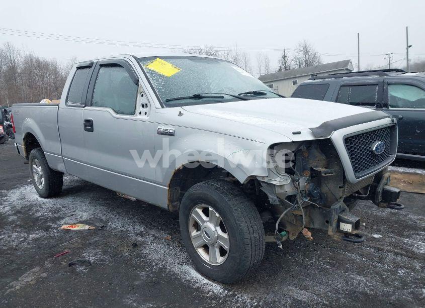 2004 Ford F-150 FX4/LARIAT/XL/XLT (VIN 1FTPX14584NC20842) main photo