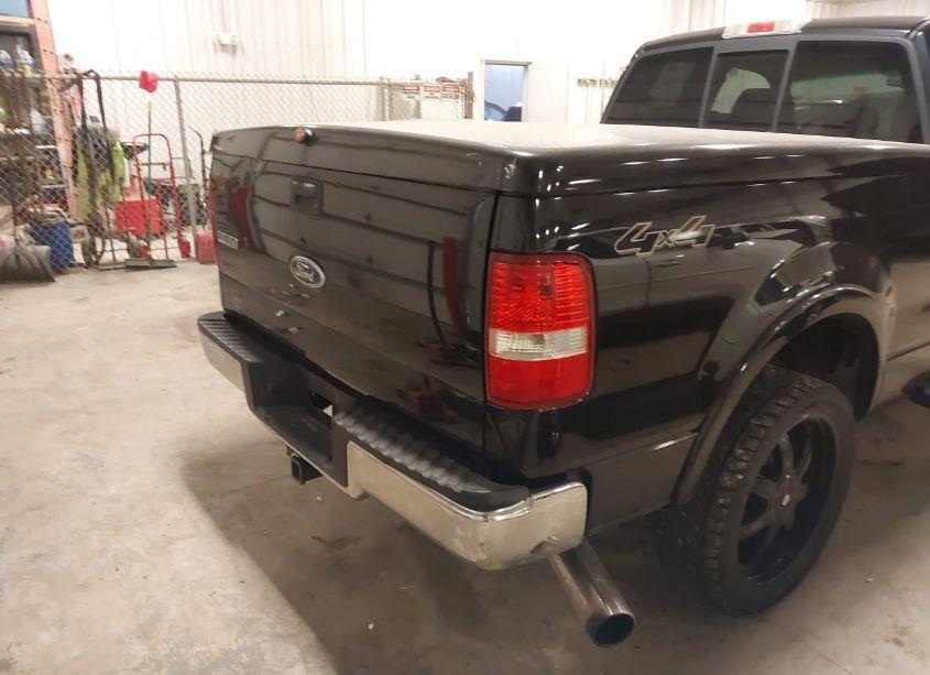 Photo 12 of 2005 Ford F-150 FX4/LARIAT/XL/XLT (VIN 1FTPX14585FA80156)