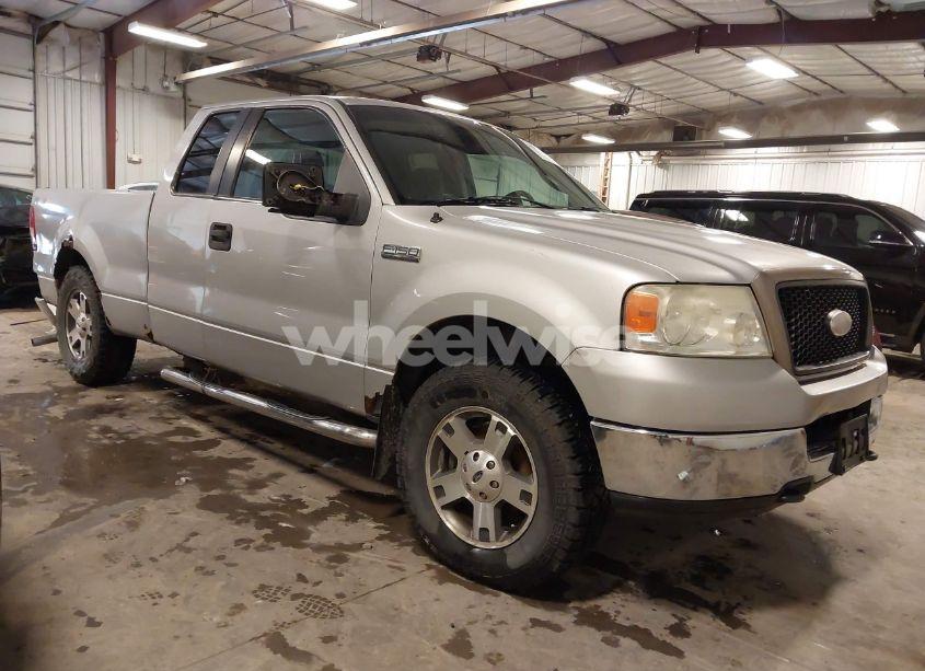 2005 Ford F-150 FX4/LARIAT/XL/XLT (VIN 1FTPX14585NA72516) main photo