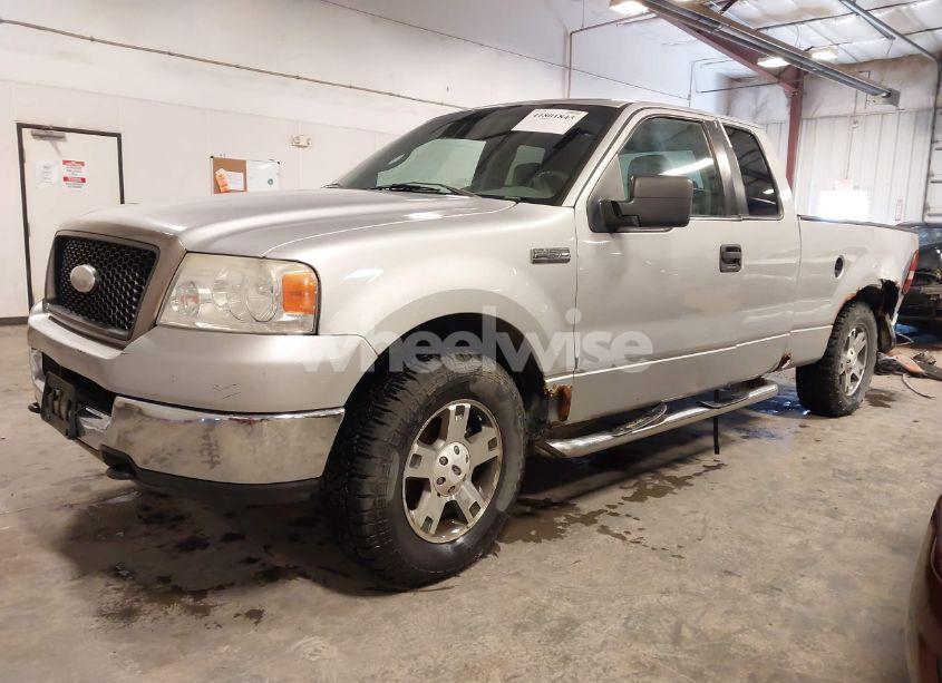Photo 2 of 2005 Ford F-150 FX4/LARIAT/XL/XLT (VIN 1FTPX14585NA72516)
