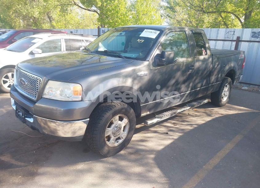 Photo 2 of 2005 Ford F-150 FX4/LARIAT/XL/XLT (VIN 1FTPX14585NB56142)