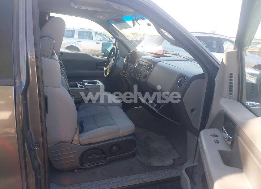 Photo 5 of 2005 Ford F-150 FX4/LARIAT/XL/XLT (VIN 1FTPX14585NB56142)