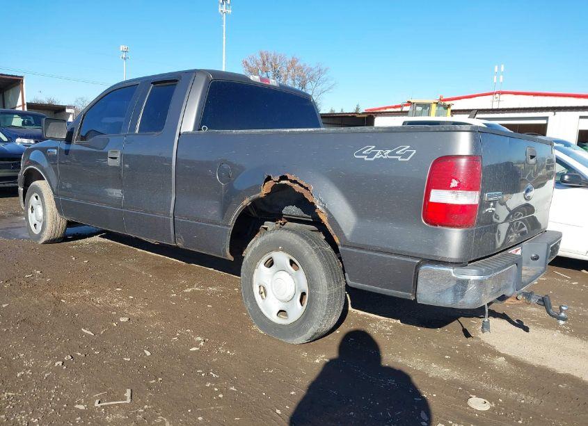 Photo 3 of 2005 Ford F-150 FX4/LARIAT/XL/XLT (VIN 1FTPX14595FA33296)