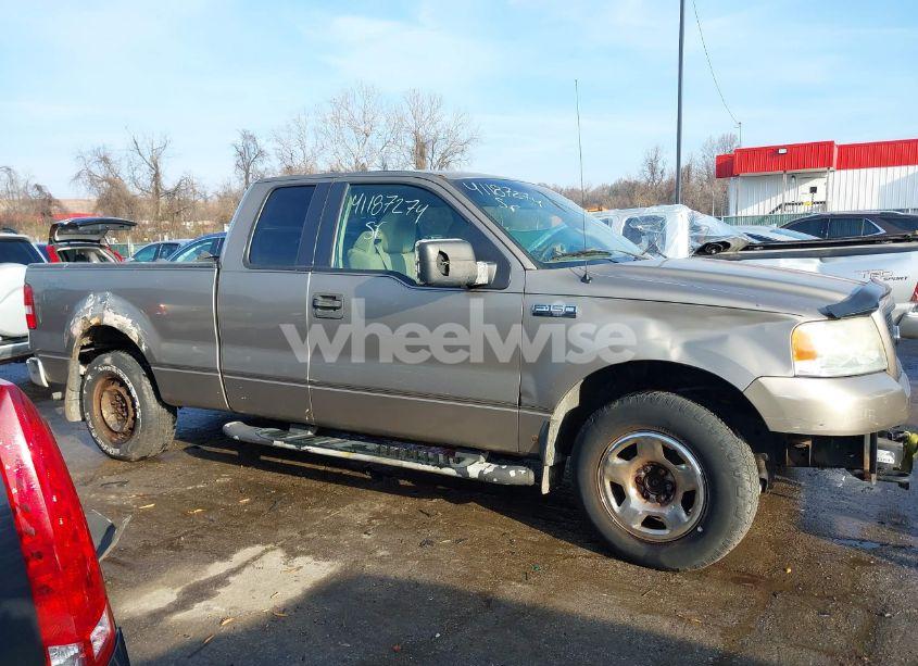 Photo 13 of 2005 Ford F-150 FX4/LARIAT/XL/XLT (VIN 1FTPX14595FB20308)