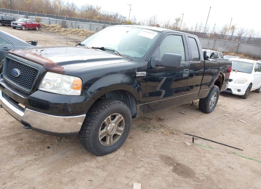 Photo 2 of 2005 Ford F-150 FX4/LARIAT/XL/XLT (VIN 1FTPX14595FB69623)