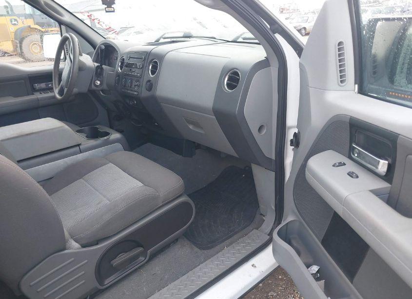 Photo 5 of 2006 Ford F-150 FX4/LARIAT/XL/XLT (VIN 1FTPX14596FA76246)