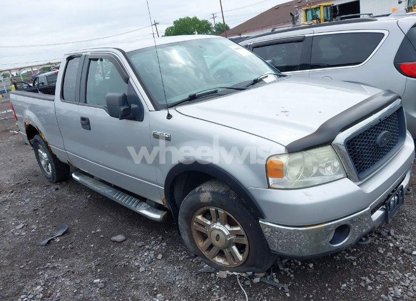 2006 Ford F-150 FX4/LARIAT/XL/XLT (VIN 1FTPX14596NA08700) main photo