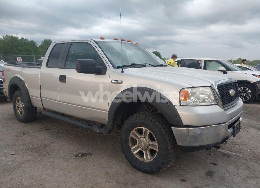 2008 Ford F-150 XLT (VIN 1FTPX145X8FC17666) main photo