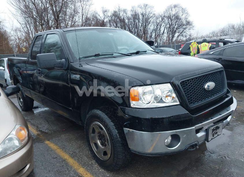 2006 Ford F-150 FX4/LARIAT/XL/XLT (VIN 1FTPX14V26KC31503) main photo