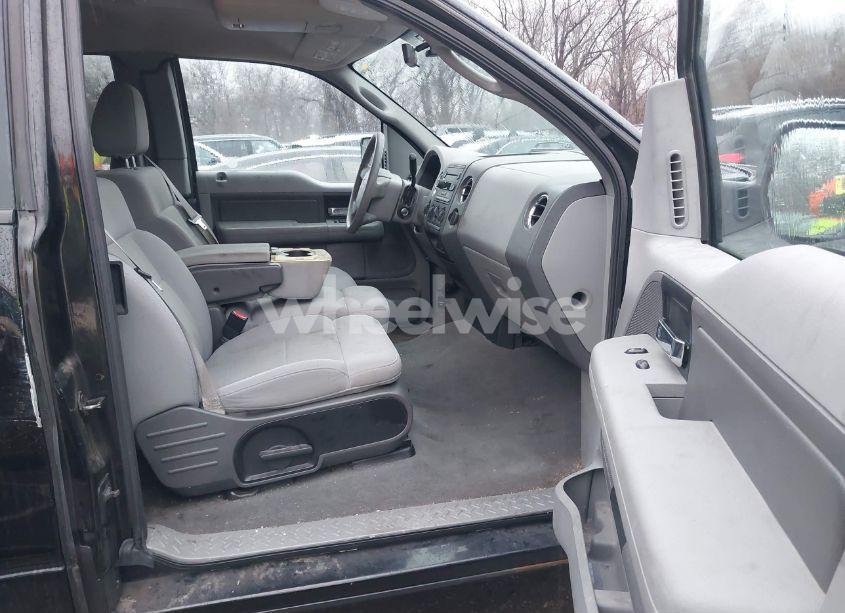 Photo 5 of 2006 Ford F-150 FX4/LARIAT/XL/XLT (VIN 1FTPX14V26KC31503)