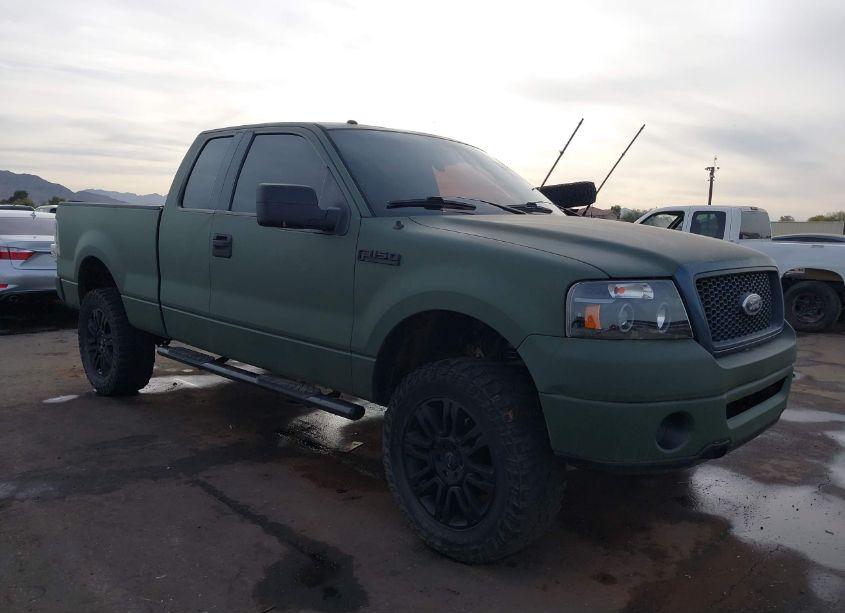 2006 Ford F-150 FX4/LARIAT/XL/XLT (VIN 1FTPX14V26NA81942) main photo