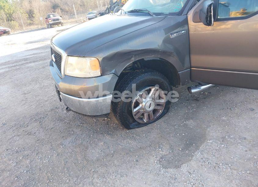 Photo 6 of 2006 Ford F-150 FX4/LARIAT/XL/XLT (VIN 1FTPX14V36KD30637)