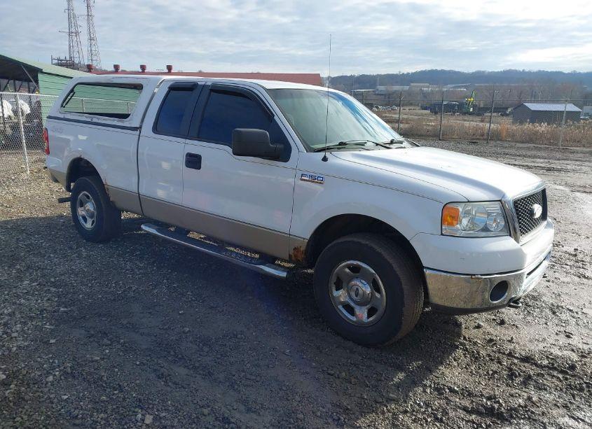 2007 Ford F-150 FX4/LARIAT/XL/XLT (VIN 1FTPX14V67NA01107) main photo